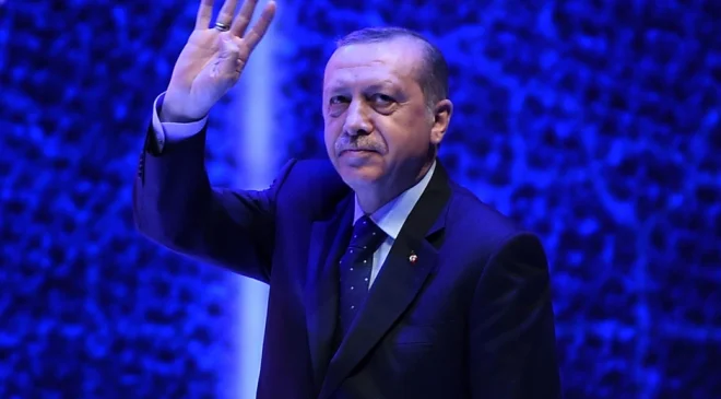 Cumhurbaşkanı Erdoğan’dan Emeklilere Müjdeli Haber: 5 Bin TL İkramiye Hesaplarda